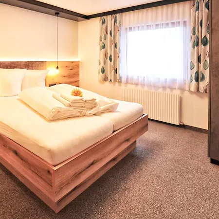 Haus Enzian Apartment