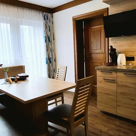 شقة Haus Enzian *