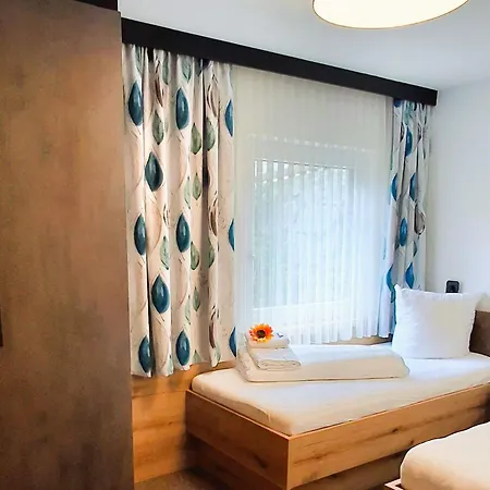 Haus Enzian فس