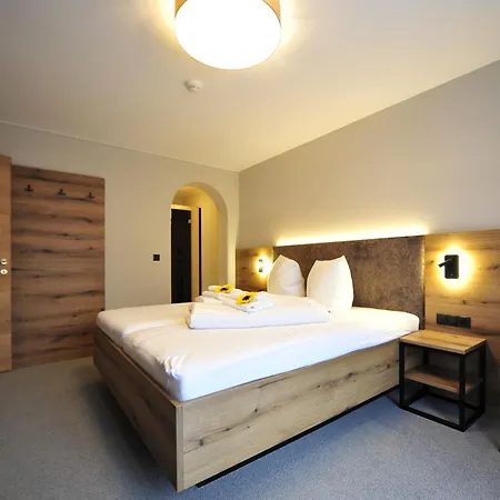 Appartement Haus Enzian Fiss