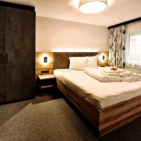 Haus Enzian Appartamento *