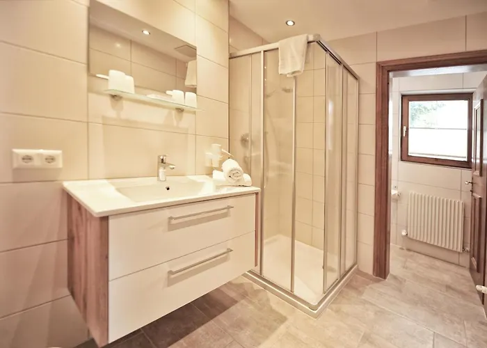 Haus Enzian * פיס