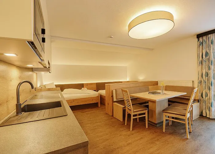 Haus Enzian * פיס