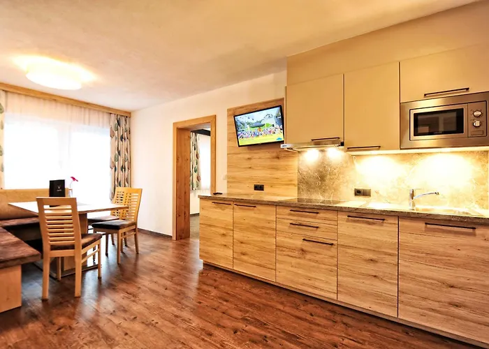 Haus Enzian * פיס